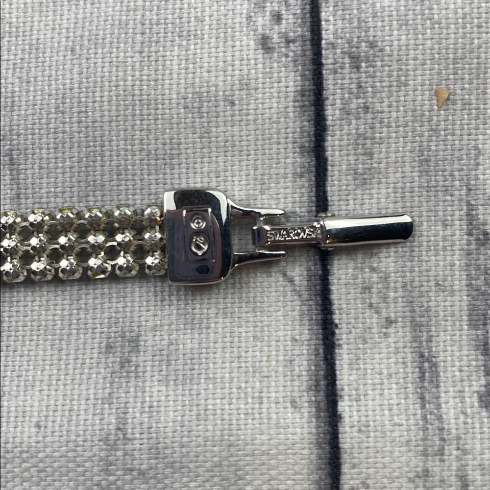 Swarovski Silver Tennis Bracelet with extender - Picture 6 of 7